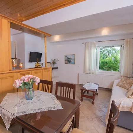 Filippa's Katoi Apartament *